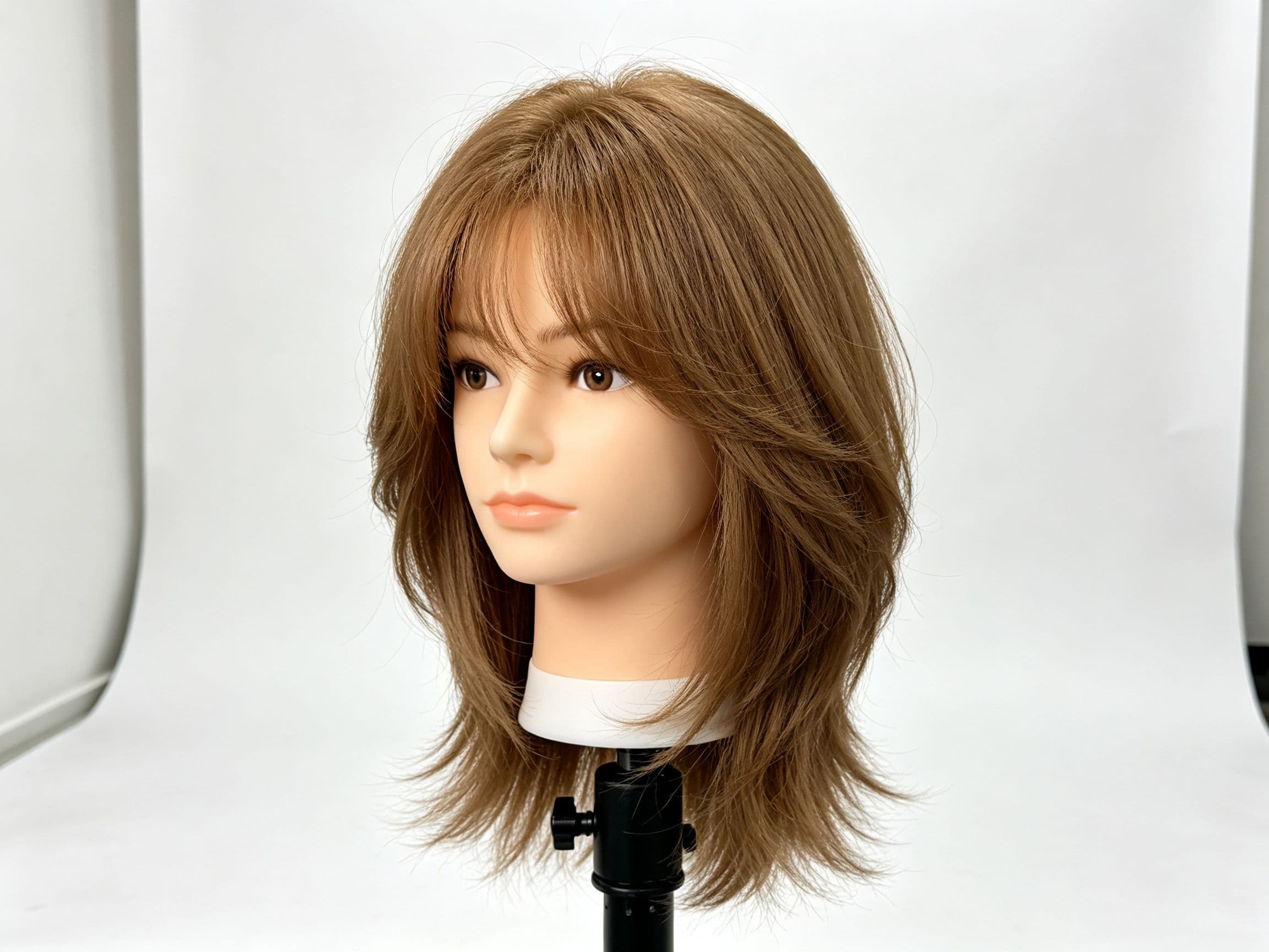 Training mannequin heads